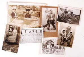 cca 1910-1955 Emlékképek különféle rajzolt díszletek között (repülőgép, léghajó, pólya, csónak, boroshordó) 7 db, 5x8 cm és 9x14 cm közötti méretekben.