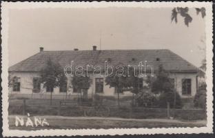 Párkánynána, Nána; lakóház / house, photo