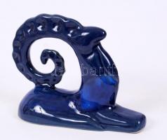 Kos és zerge tétel, mázas kerámiák, hibátlanok, egyik jelzett, összesen:3 db m:30 cm, h:20 és 22 cm