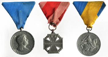 1916. "Károly-Csapatkereszt" cink kitüntetés mellszalaggal + 1940. "Erdélyi részek felszabadulásának emlékére" cink emlékérem szalaggal szign.:BERÁN L. + 1941. "Délvidéki Emlékérem" cink emlékérem mellszalaggal szign.:BERÁN L. T:2,2- Hungary 1916. "Karl Troop Cross" zinc decoration with ribbon + 1940. "Commemorative Medal for the Liberation of Transylvania" zinc medal with ribbon sign.:BERÁN L. + 1941. "Commemorative Medal for the Return of Southern Hungary" zinc medal with ribbon sign.:BERÁN L. C:XF,VF NMK 295, 428, 429