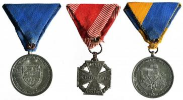 1916. "Károly-Csapatkereszt" cink kitüntetés mellszalaggal + 1940. "Erdélyi részek fe...