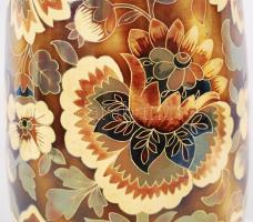 Zsolnay virág mintás váza, kézzel festett, eozin mázzal, jelzett (körpecsétes CCa 1900), formaszám:5...