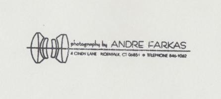 Andre Farkas: Kiállítótér, hátoldalán pecséttel, 25x20 cm