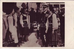 Budapest Horthy Miklós megnyitja a Háborús vásárt alkalmi bélyegzéssel