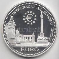 1998. 2000Ft Ag "Integráció az EU-ba - EURO II" T:PP Eredeti tokban, tanúsítvánnyal!
Adamo...