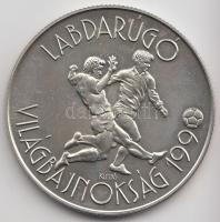 1988. 100Ft "Labdarúgó VB (III) / Két játékos" T:BU
Adamo EM105