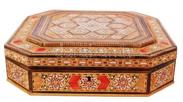 Intarziás arab fa doboz, kulcs nélkül, 30×28 cm