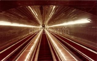 10 db modern metró témájú motívum lap / 10 modern motive cards, Hungarian metro