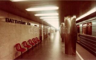 10 db modern metró témájú motívum lap / 10 modern motive cards, Hungarian metro