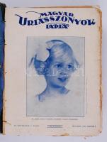 1929 Magyar Úrasszonyok lapja komplett évfolyam, sérült keménykötésben. Egy két szám sérült, a többi...