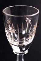 6 db csiszolt ólomkristály talpas likőrös pohár, két fajta (3-3 db)