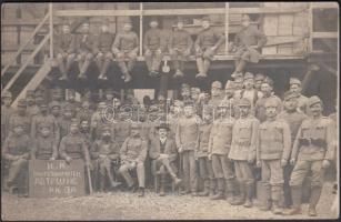 1916 K.u.K. Professionistenabteilung (Q-Abteilung) csoportkép postán feladva alakulat- és tábori posta bélyegzéssel Photo postcard
