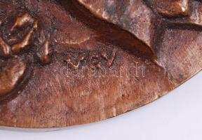 Várhelyi György (1942): Hontalan. Bronz plakett, jelzett, d: 11cm