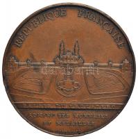 Franciaország 1878. "Párizsi Világkiállítás" Br emlékérem szignó: Lagrange; Alphée Dubois ...