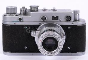 cca 1950 Zorkij C analóg orosz fényképezőgép eredeti jó állapotú bőr tokban/ Zorki C photo camera in original leather case.