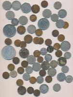 67db vegye fémpénz arab országokból, főleg Irakból T:vegyes 67pcs of mixed coins from Arabian countries, mainly from Iraq C:mixed