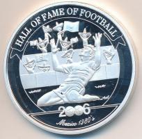 Uganda 2006. 2000Sh Ag "Futball hírességei - Mexikó 1980-as évek / Hugo Sánchez" T:PP tanú...