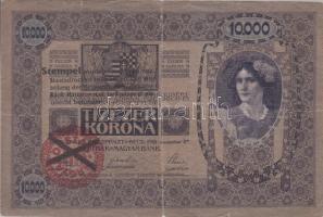 1918. 10.000K áthúzott piros "Magyarország" felülbélyegzéssel T:IV
