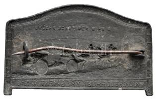 Osztrák-Magyar Monarchia 1917. "Csak Előre! - 81. Tábori tarack ezred" tombak sapkajelvény...