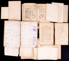 cca 1910-1945 Vegyes irat tétel, benne egyetemi leckekönyv, kazánfűtő bizonyítvány