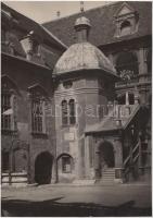 cca 1930-1938 Kerny Gizella: Gratz, Kepler emléktáblája a Rendek háza udvarán, feliratozva, kiállítási emlékbélyeggel, 29x21 cm.