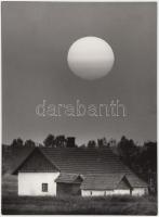 1975 Nagygyörgy Sándor (1933-1993): Hódmezővásárhelyi tanya, bemutatva a Magyarország ma című fotókiállításon 1975-ben, a Magyar Munkásmozgalmi Múzeumban; publikálva a kiállítás katalógusában; 24x18 cm-es fotó.