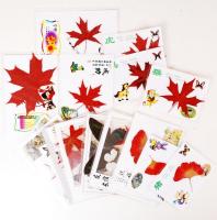 Kína: Lepkék és virágok 19 db laminált lap igazi virágszirmokkal és lepkékkel / Flowers and butterflies. 19 plastic covered butterfly and flower leaves