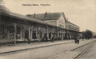 Párkány-Nána vasútállomás / railway station