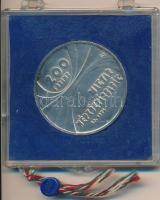 1975. 200Ft Ag "Magyar Tudományos Akadémia" T:BU Eredeti (sérült) plombált MNB plasztiktok...