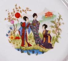 Zsolnay gésákat ábrázoló készlet, matricás, jelzett, hibátlan, összesen: 7 db, d:23 cm, d:14 cm