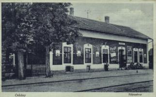 Örkény, Vasútállomás