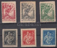 6 db MKP Jólétért, rendért, függetlenségért; Segítséget a görög népnek feliratú levélzárók.