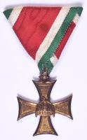 1938. "III. osztályú Tiszti Szolgálati Jel" aranyozott Br kitüntetés mellszalaggal, hátoldalon évszám bevésve T:2 Hungary 1938. "Officers Long Service Cross III class" gold plated Br decoration with ribbon, the year is engraved on the back C:XF