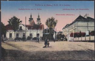 Tulln an der Donau, Wienerstrasse / street, school