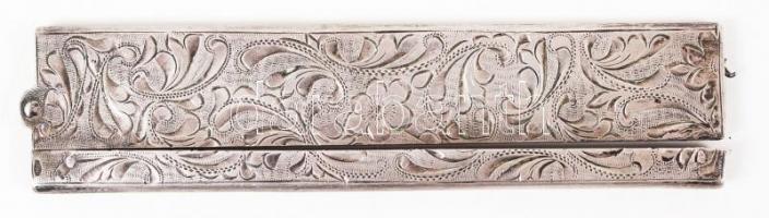 cca 1900 Ezüst (Ag) fésű tartó, kézi díszítéssel / Silver comb holder with handmade ornaments 19 g