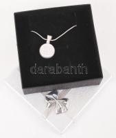 Ezüst függő mérleg-jegy díszítéssel ezüst láncon, jelzett /
Silver pendant, 7,3 gr