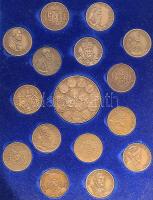 1980-as évek "MÉE" 1 nagyalakú + 15 normál Br emlékérem, teljes sorozat "Erdélyi fejedelmek-MÉE Hajdú-Bihar megyei Szervezete", hozzávaló plüss dísztálcán T:2