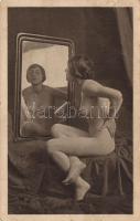 Erotic postcard, mirror (EB)