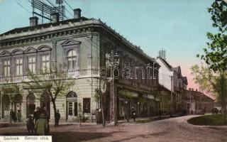 Szolnok, Baross utca (kis szakadás / small tear)