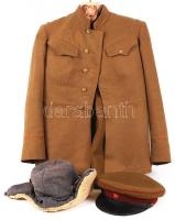 Ék Sándor (1902-1975) grafikus, festő a szovjet hadsereg tisztjeként használt egyenruhája, melyben 1944-ben hazatért. Gimnasztyorka, zubbony tányérsapka és kucsma / Sandor Ek (Alex Kiel) graphican, painter's uniform as a Soviet officer