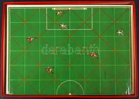 2 db társasjáték az 1970-es évekből: labdarúgó, világutazó társasjáték