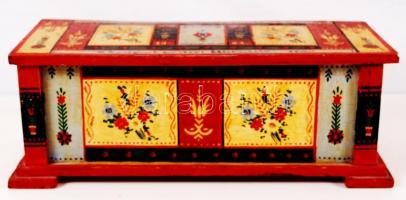 Festett fa dobozka magyaros motívumokkal, "Ballagásod emlékére Édesanyádtól 1953", jó álla...