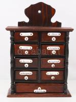 Antik fa fűszertartó szekrényke, feliratok porcelánból, jó állapotban, 7x20x30 cm.