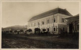 Nagykároly, Széchenyi utca / street, military building, 'vissza' So. Stpl