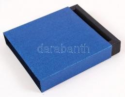 Achát függő kapcsos szalagon/
agate pendant