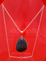 Achát függő láncon/ agate pendant.