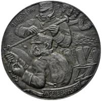 Osztrák-Magyar Monarchia 1917. "Vörös Kereszt, Hadisegélyező Hivatal, Hadügyminisztérium" nagyméretű bronz emlékérem. "UNSERE SAPPEVRE / ROTES KREVZ . KRIEGSHILFSBÜRO . KRIEGSFÜRSORGEAMT - 1914/1915/1916/1917". Szign.: Wilhelm Hejda (223.1g/90mm) T:2 R! Austro-Hungarian Monarchy 1917. "Red Cross, War Relief Office, War Department" commemorative Br medallion. Sign: W. Hajda (223.1g/90mm) C:XF R!