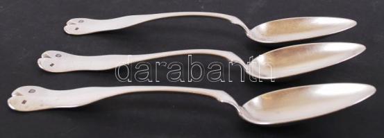 3 db ezüst (Ag) leveses kanál, jelzett /
silver soup spoons, 210 g