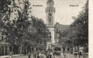 Komárom, Klapka tér / square
