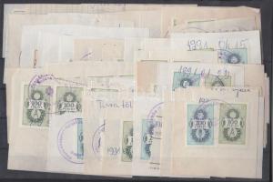 126 db modern illetékbélyeg kivágás